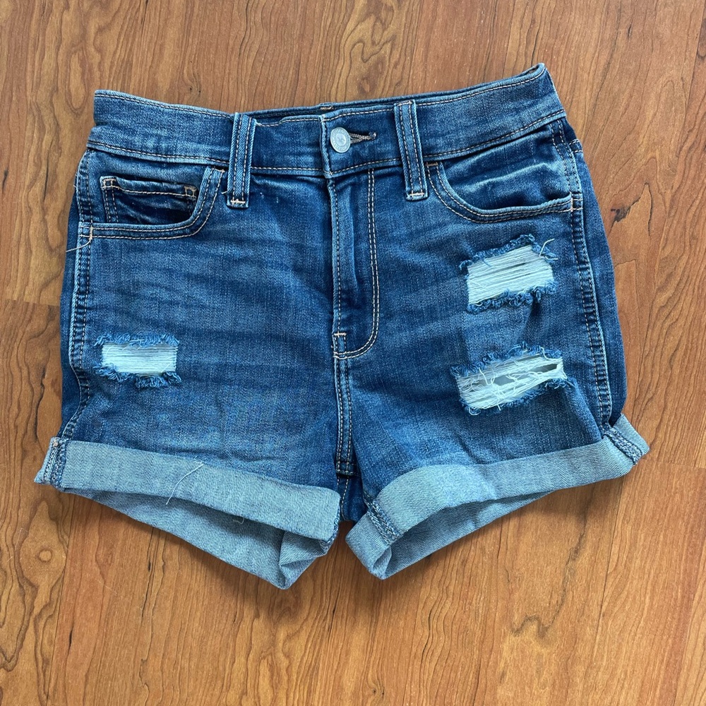 Dark wash Holister jean shorts. Perfect for summer.
